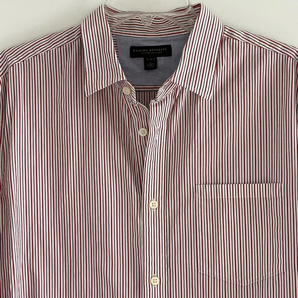 Banana Republic Soft Wash Button Up Shirt Red White Blue Pinstripe Cotton Mens L